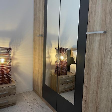 City Center Properties - Modern Room With Ac & Ensuit Bathroom - Room 1 St. Paul's Bay Exterior foto